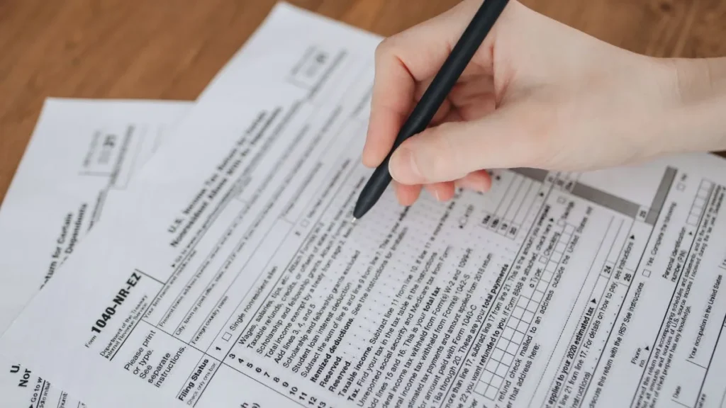 生活保護受給の流れ
申請書類の準備